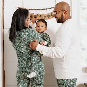 Burt’s Bees Family Pajamas Fair Aisle
